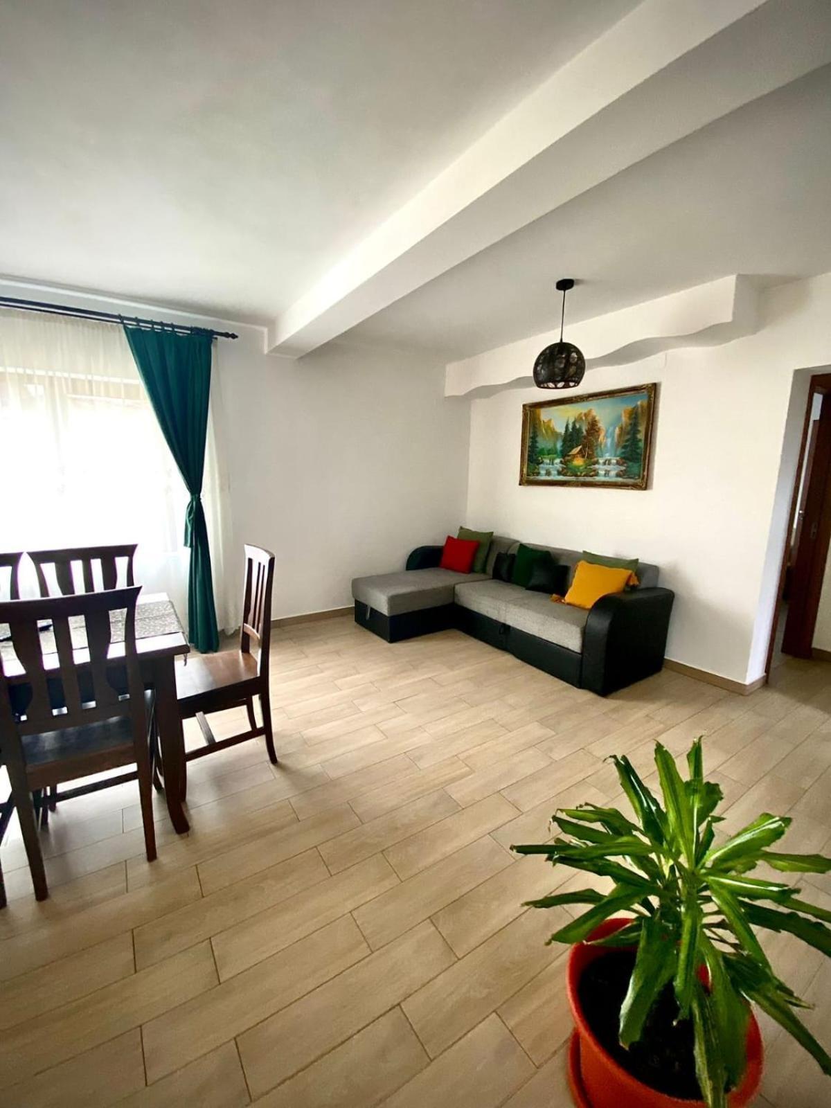 Casa Alex Hotel Curtea De Arges Luaran gambar