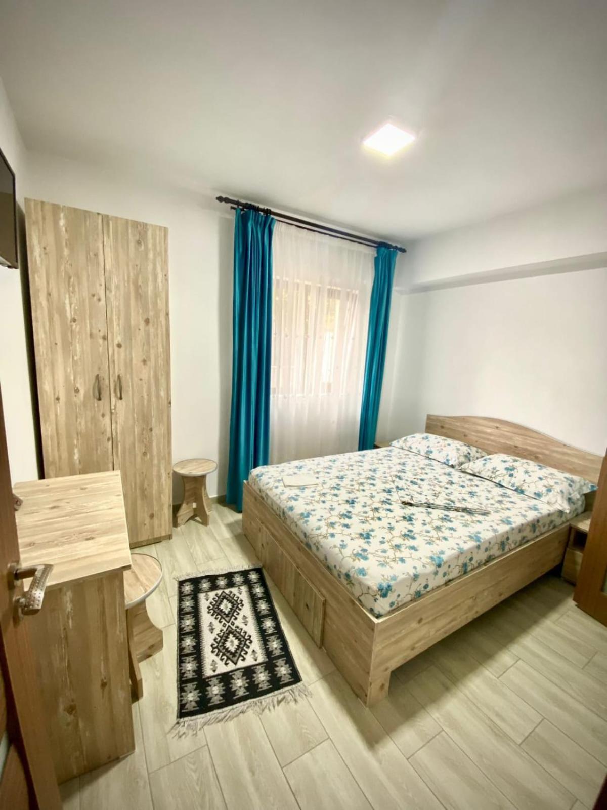 Casa Alex Hotel Curtea De Arges Luaran gambar